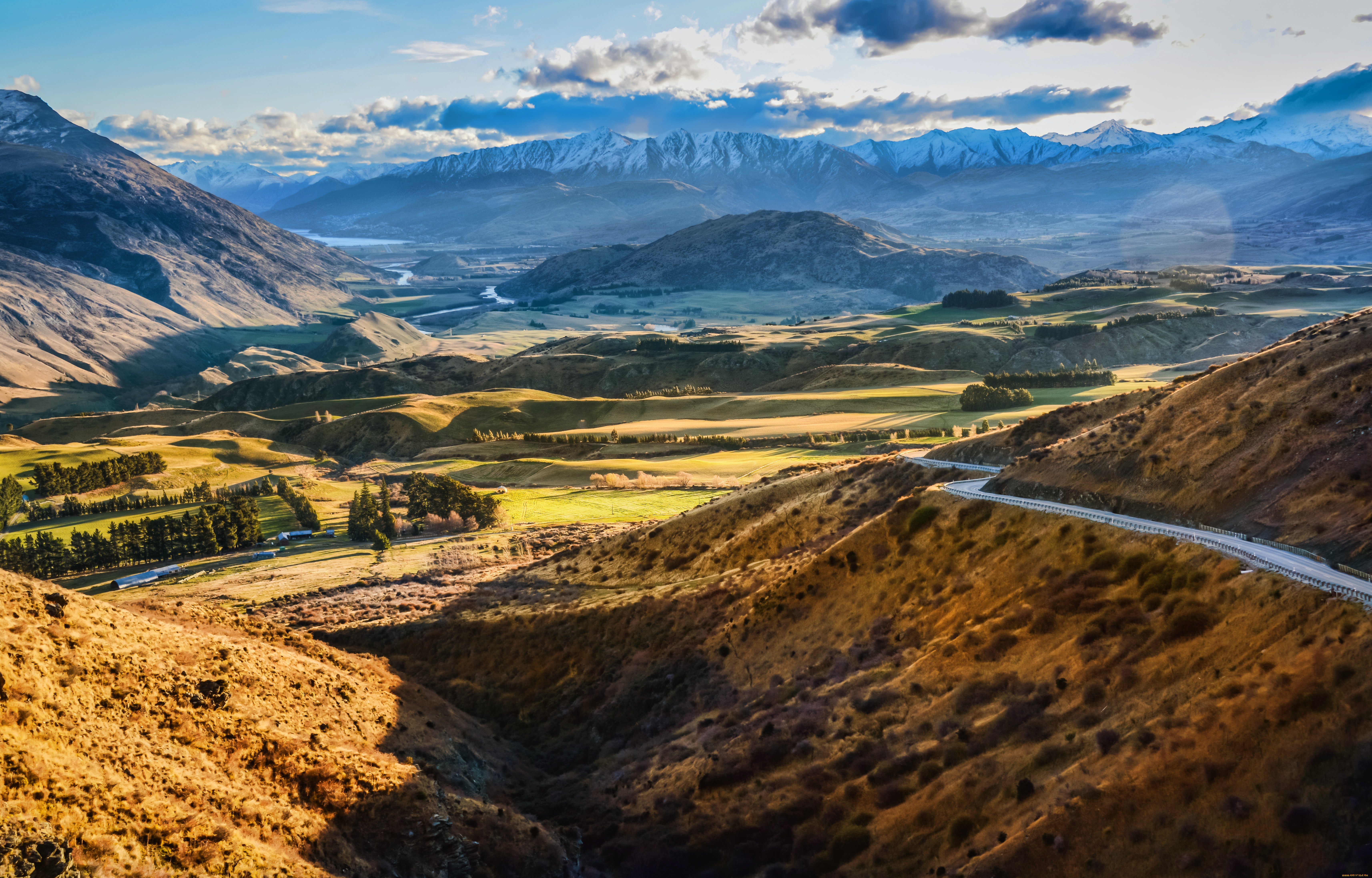 Valley. Долина горы Агабат. Долина Риз Вэлли. Риз Вэлли новая Зеландия. New Zealand Долина.